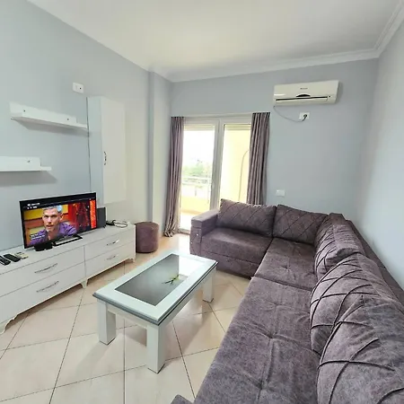 Apartament In With Sea Views